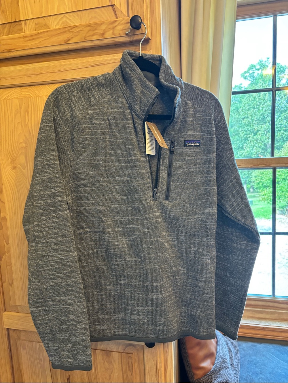 Patagonia Men’s Heather Gray Half-Zip Pullover better sweater